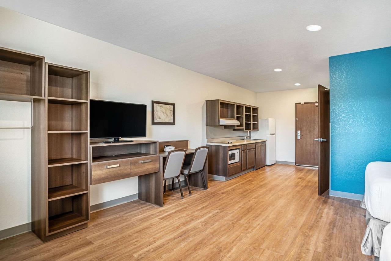 Woodspring Suites Naples Golden Gate Luaran gambar