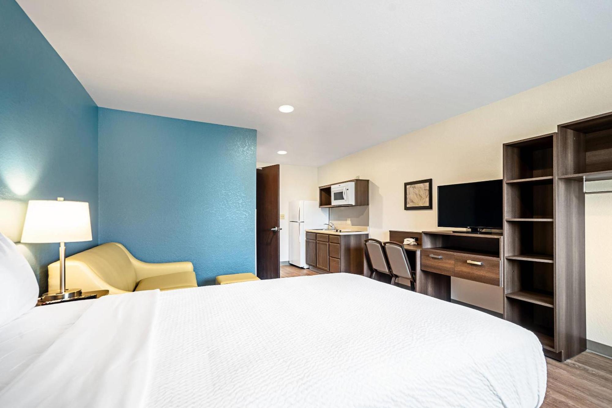 Woodspring Suites Naples Golden Gate Luaran gambar